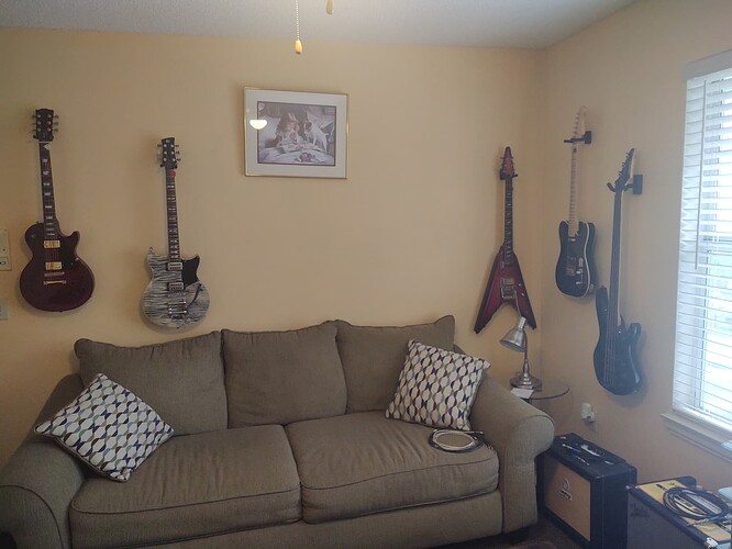walls of guitars (1)