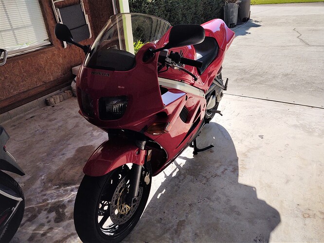 VFR750 (2)
