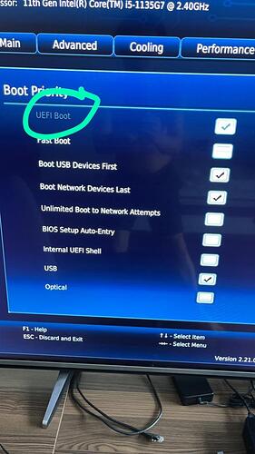 Intel NUC 11 Boot Priority settings