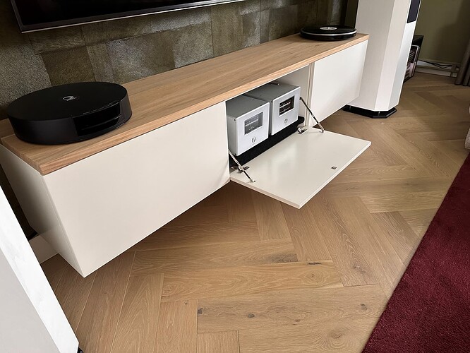 amps-side-view