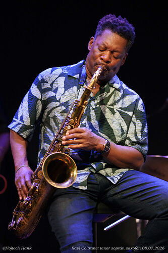 Ravi Coltrane- tenor soprán saxofón  A7R01242