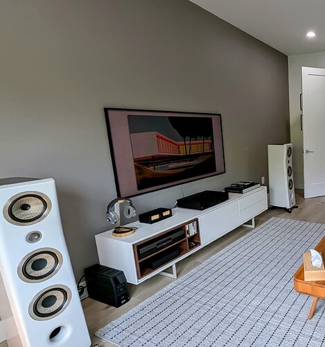 cropped mediaroom2