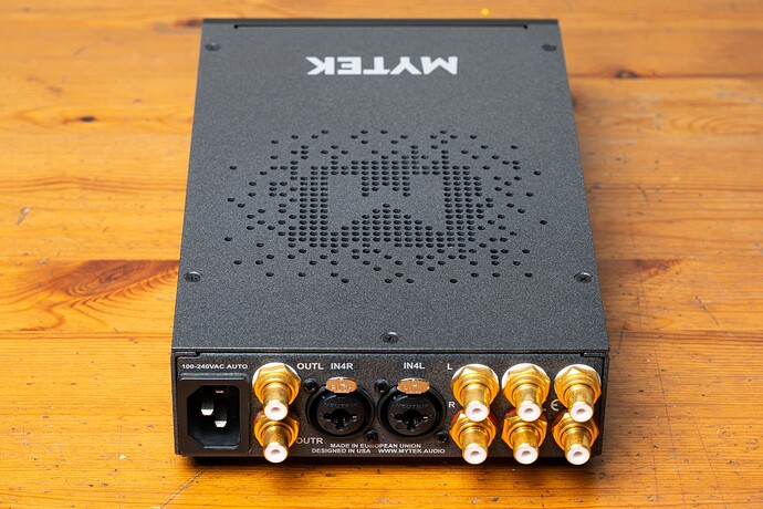 Mytek Liberty THX AA HPA_05