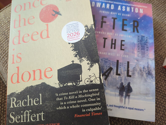 1000012879